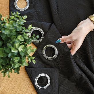 Zasłona gotowa na przelotkach JODEŁKA 140x250 czarna