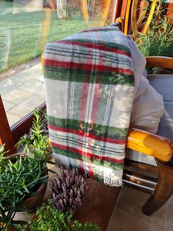 Koc wełniany z frędzlami 160x200 kratka szkocka