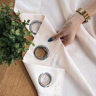 Zasłona gotowa na przelotkach JODEŁKA 140x250 kremowa