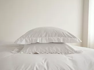 Pościel satyna bawełniana 160x200 Ruffy Premium biała z falbanką