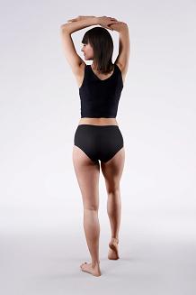 Figi damskie z wysokim stanem AVIA MAXI czarne