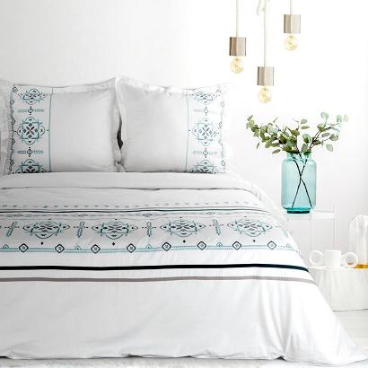 Pościel satynowa HAFT 200x220 Eurofirany biała niebieski geometryczny haft