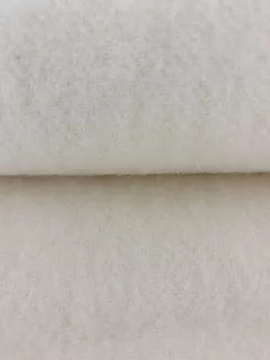 Koc wełniany z frędzlami 150x200 DIAGONAL wełna nowozelandzka ekri