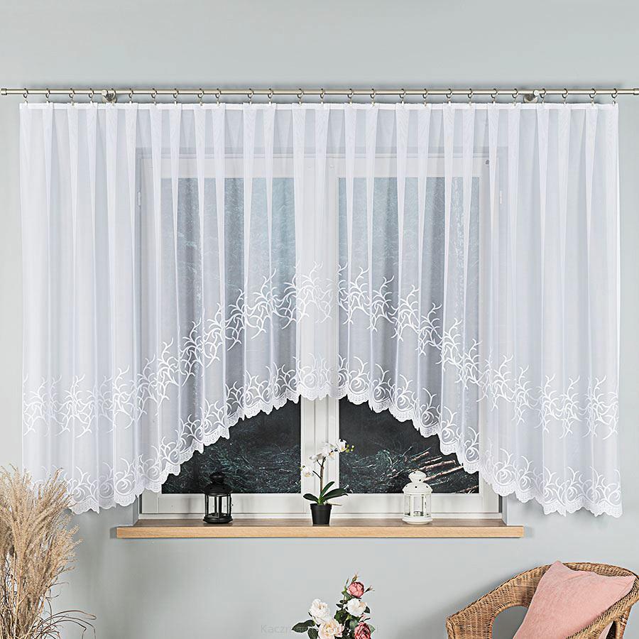 Firanka żakardowa gotowa na żabki BAKARO 520x160 biała