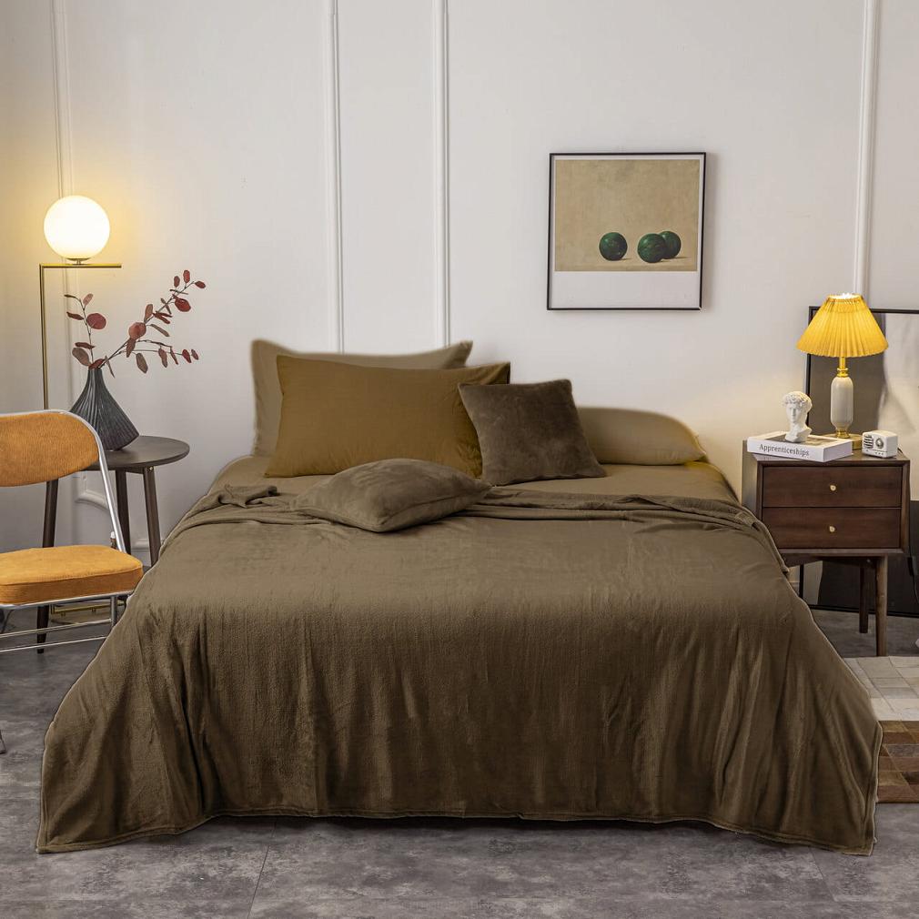 Koc narzuta z mikrofibry Solo 200x220 brązowy